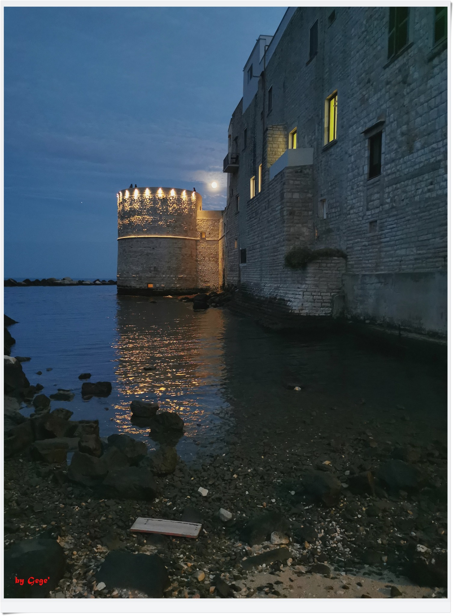 SEGNALETICA TURISTICA DELLA CITTA' : MA PERCHE' NON C'E' INDICAZIONE CATTEDRALE E TORRIONE PASSARI?