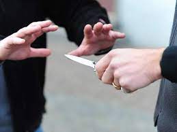 LA CITTA' SMART CHE NON ESISTE: AGGRESSI0NI  IN PIENO CENTRO E TELECAMERE DA INSTALLARE