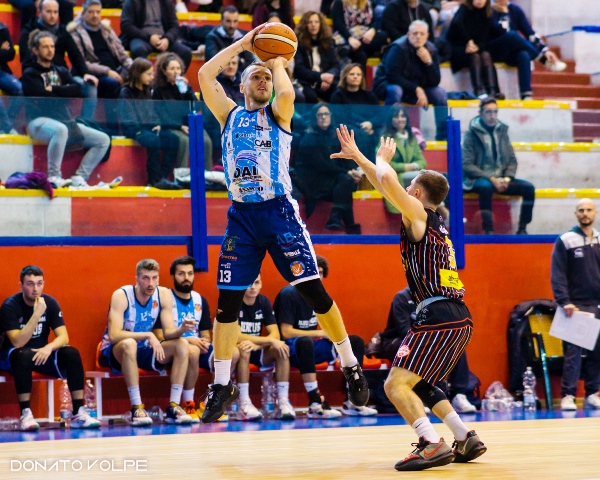 DOMENICA 15 GENNAIO AL PALAPOLI LA DAI OPTICAL VIRTUS BASKET MOLFETTA AFFRONTA LA DINAMO BK BRINDISI PER PROSEGUIRE LA CORSA NELLA ZONA PLAYOFF