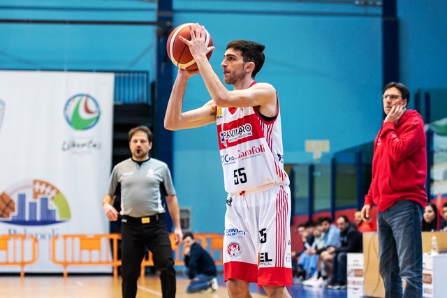 ANCORA UNA SCONFITTA AL PALAPOLI PER LA PAVIMARO PALLACANESTRO MOLFETTA, NELLO SCONTRO DIRETTO CONTRO IL BASKET FRANCAVILLA