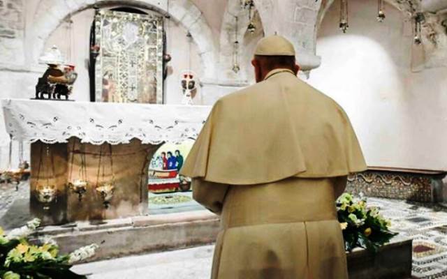 PADRE GIOVANNI DISTANTE, RETTORE DELLA BASILICA SAN NICOLA DI BARI: TRASFORMIAMO IN PREGHIERA IL NOSTRO DESIDERIO DI PACE