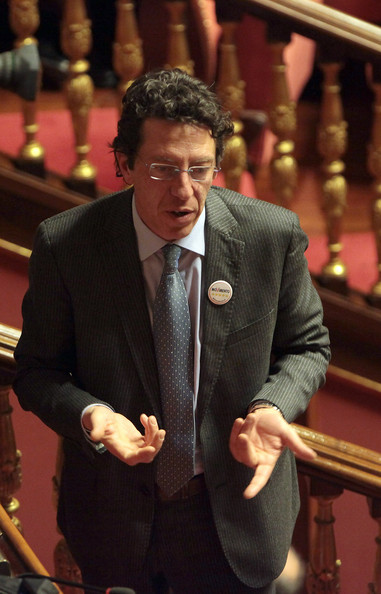 M5S DENUNCIA VOTO DI SCAMBIO A LECCE