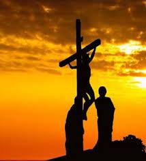 OGGI LUNEDI' SANTO, SI TERRA' LA TRADIZIONE VIA CRUCIS CON IL CROCIFISSO DELLA BASILICA DELLA MADONNA DEI MARTIRI