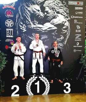 ITALIAN BRAZILIAN JIU JITSU OPEN 2023: LATLETA MOLFETTESE FRANCESCO MININNI SI CONFERMA CAMPIONE ITALIANO NELLA CATEGORIA DI PESO 76 KG